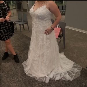Wedding dress